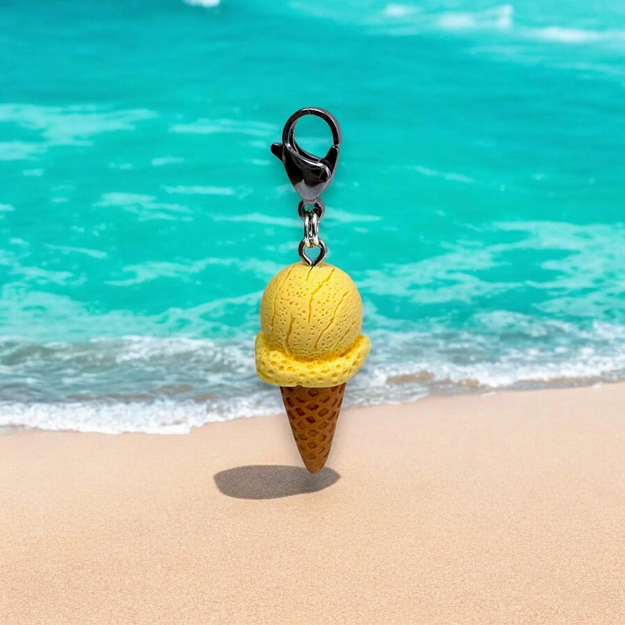 ICE CREAM Charm