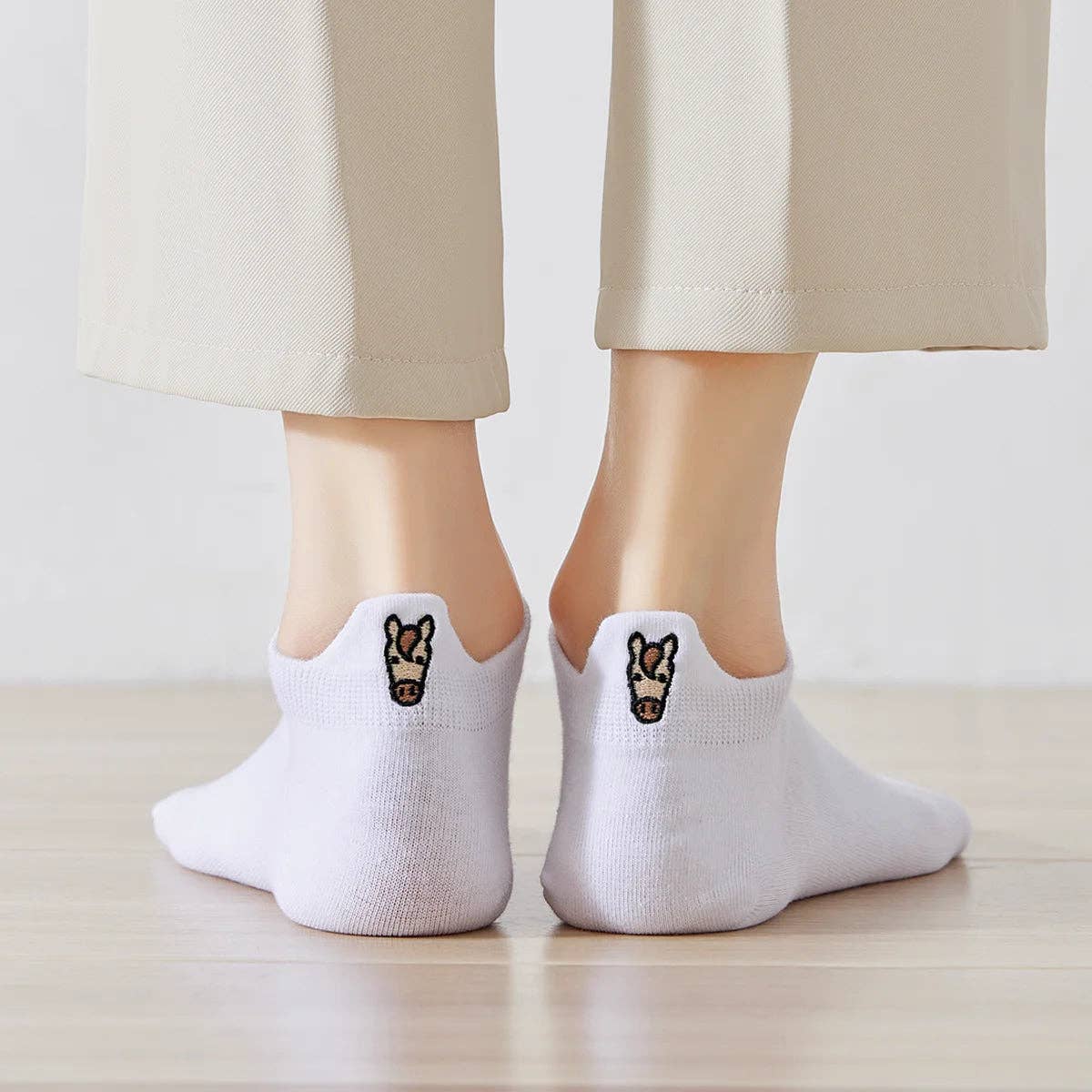 🤍🐴 White Hooves – 4er Socken-Set