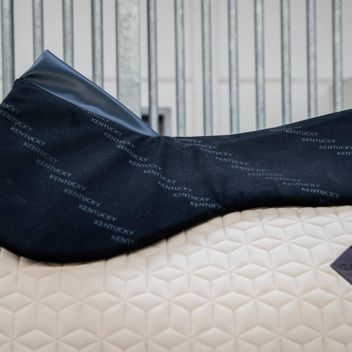 Sattelpad Impact Equalizer Antraciet