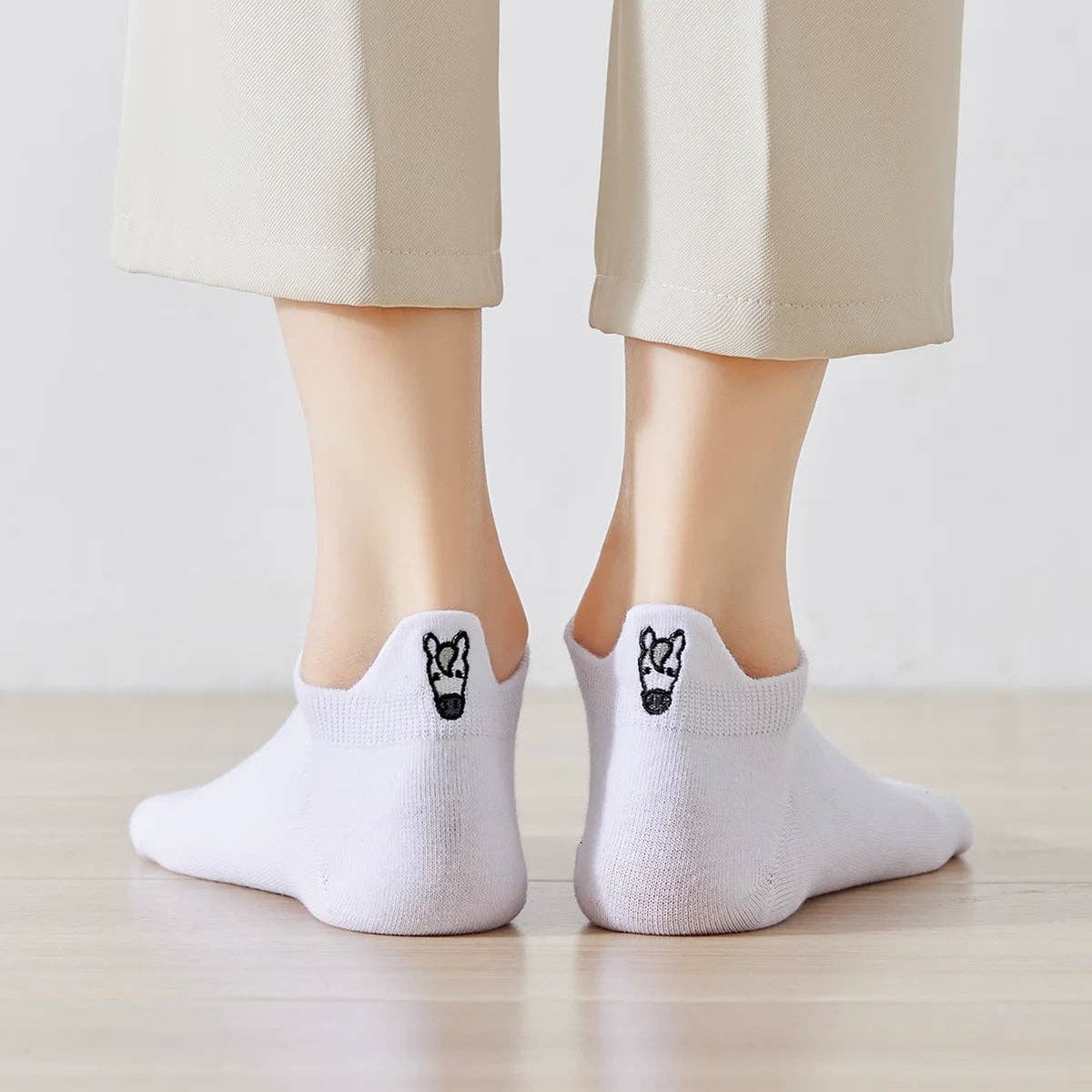 🐴 Cozy Hooves – 4er Socken-Set Pferdeliebe