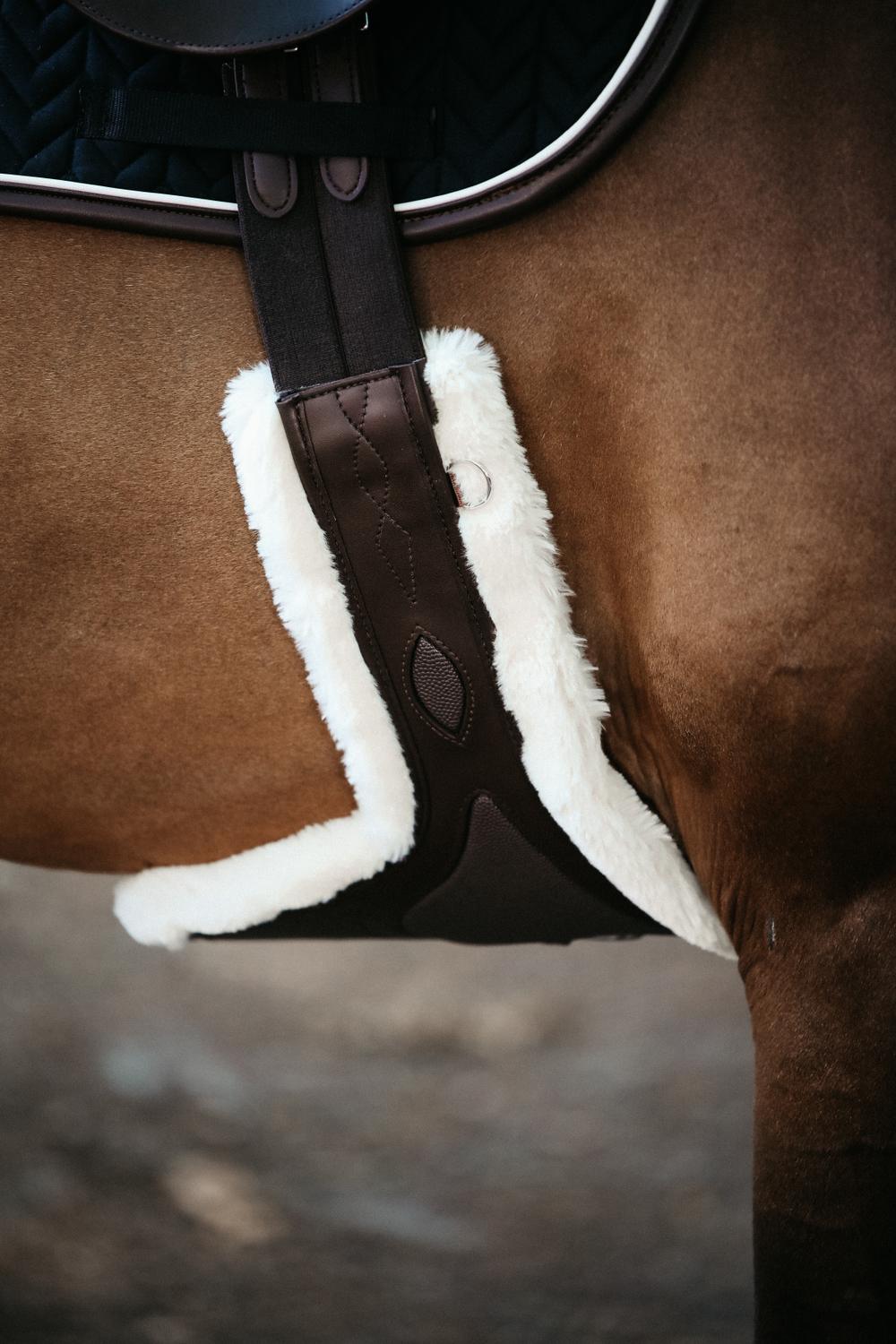 Lammfell Stollengurt Spezial - Kentucky Horsewear