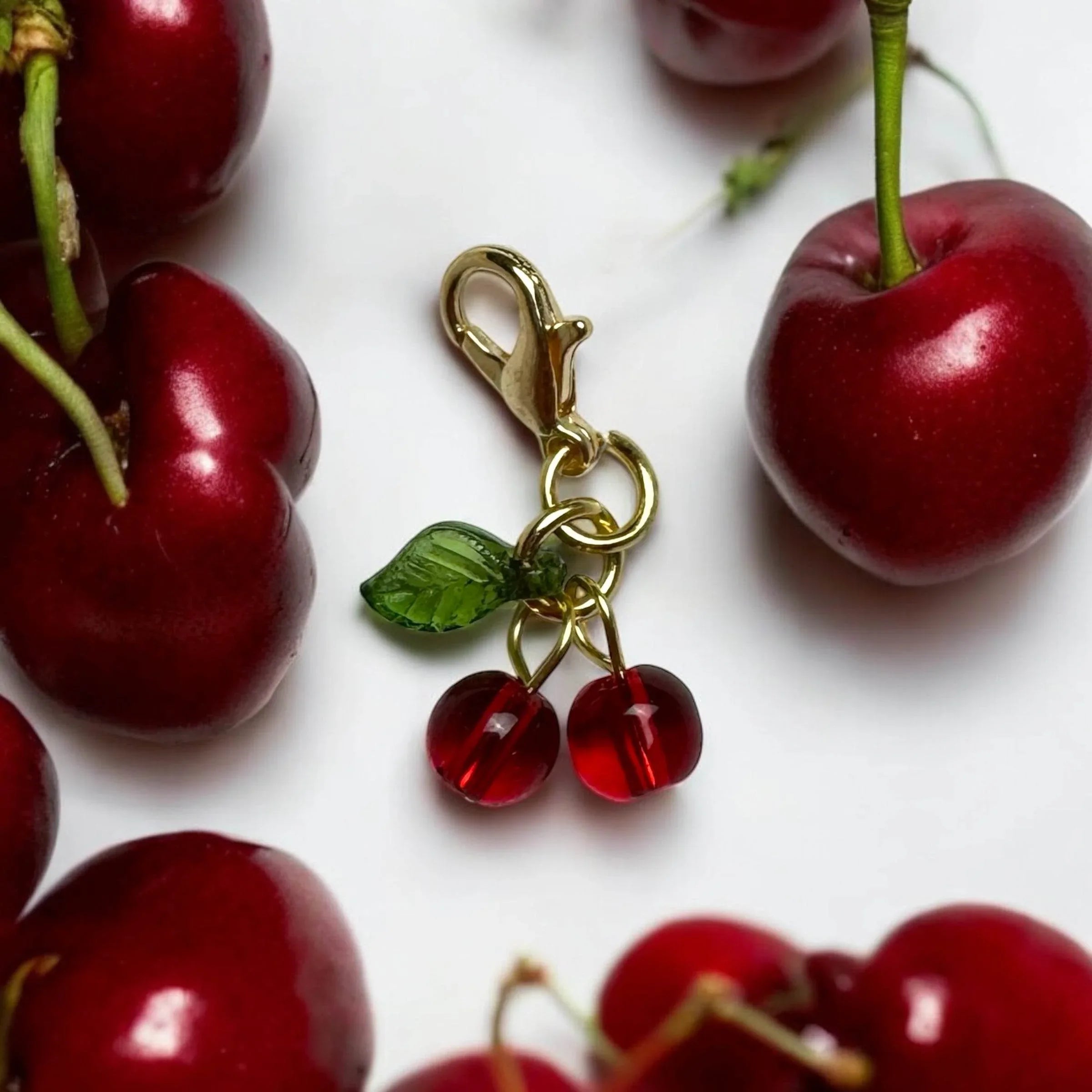 CHERRY'S Charm