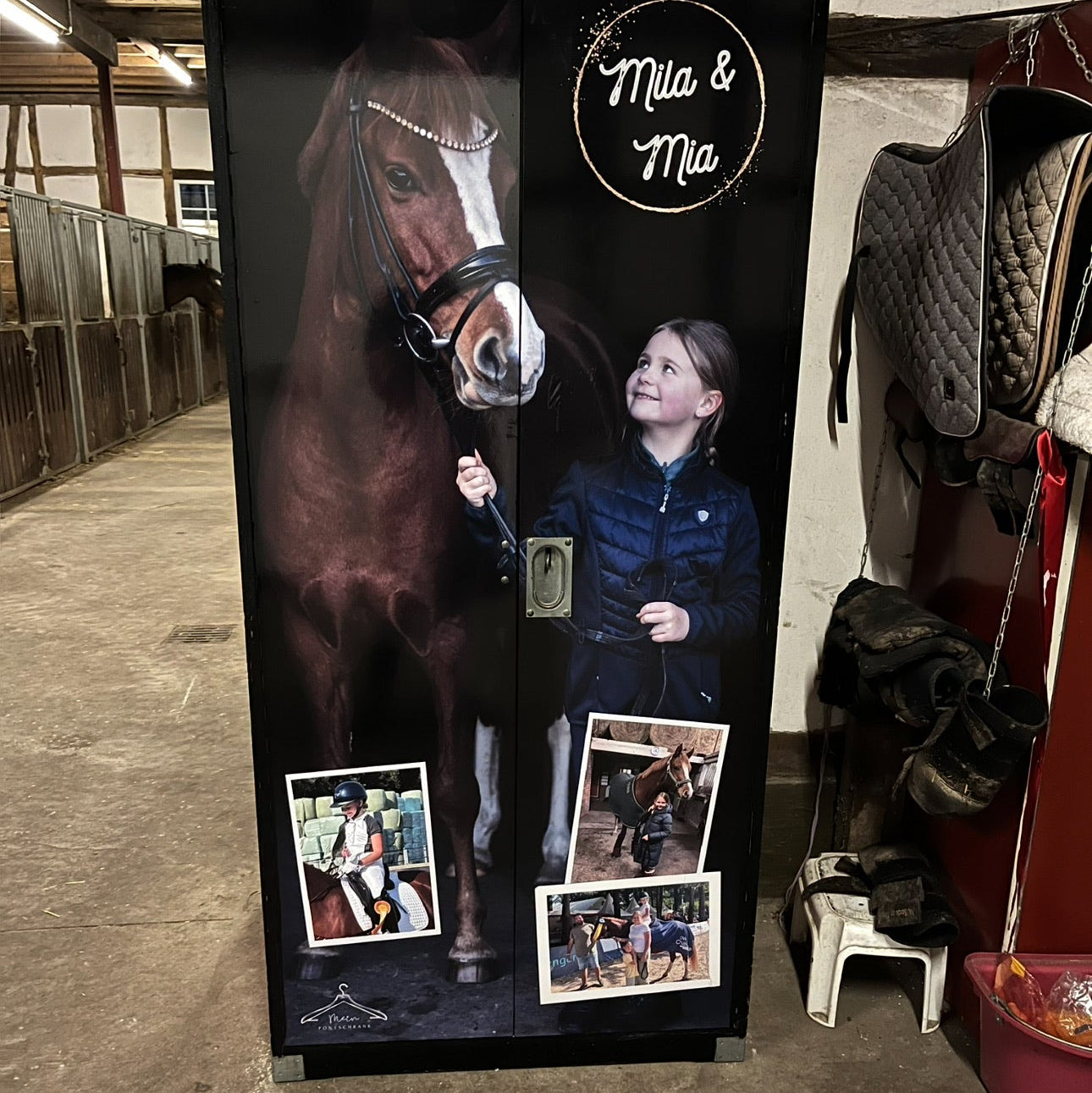Personalisierte Sattelschrank Folie "Sparkle" mit Namen und Foto