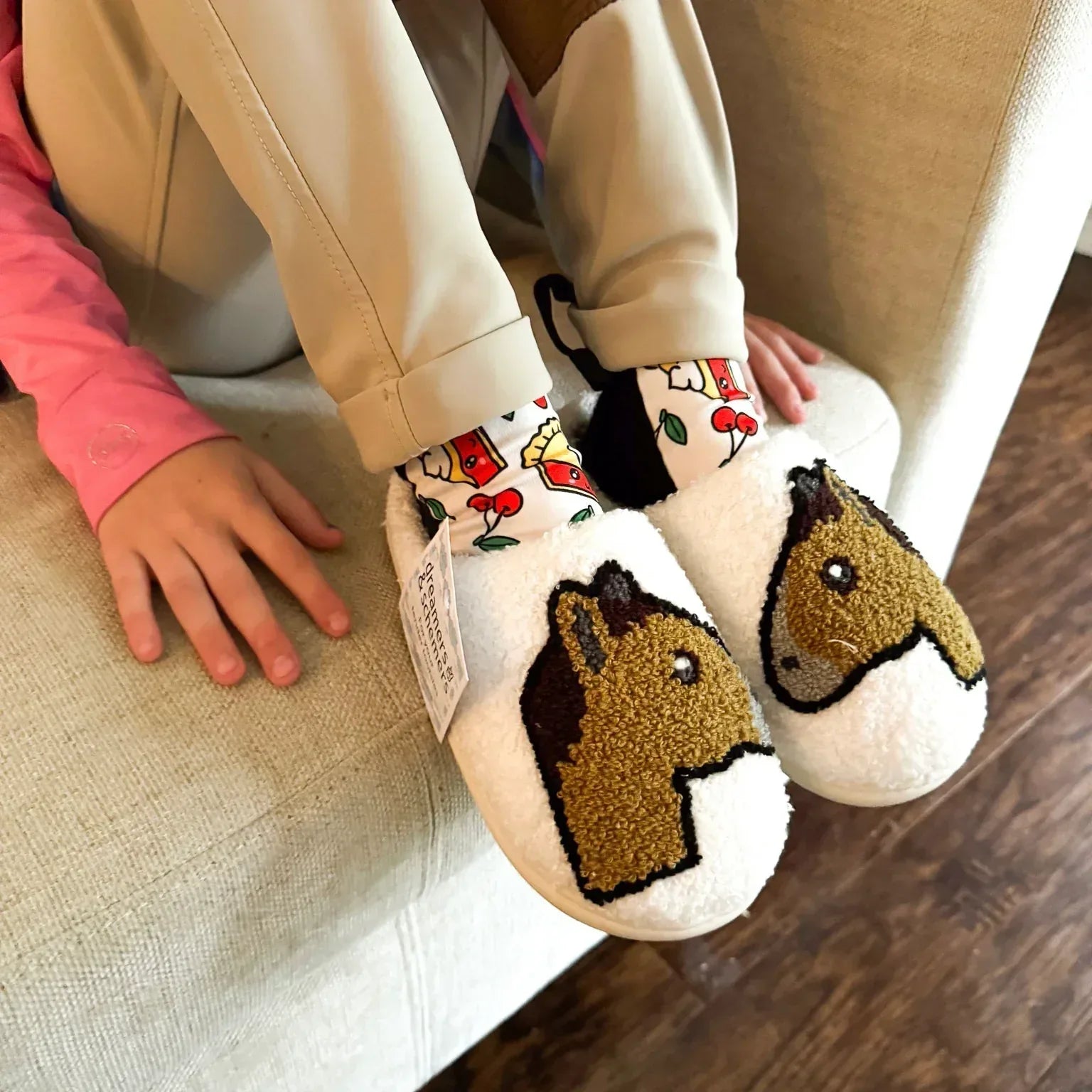 HORSE HEAD EMOJI Hausschuhe