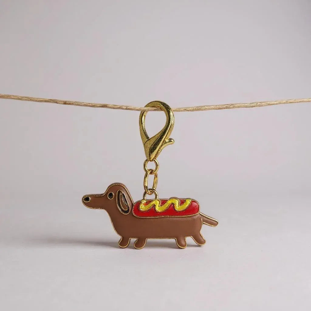 HOT DACKEL Charm