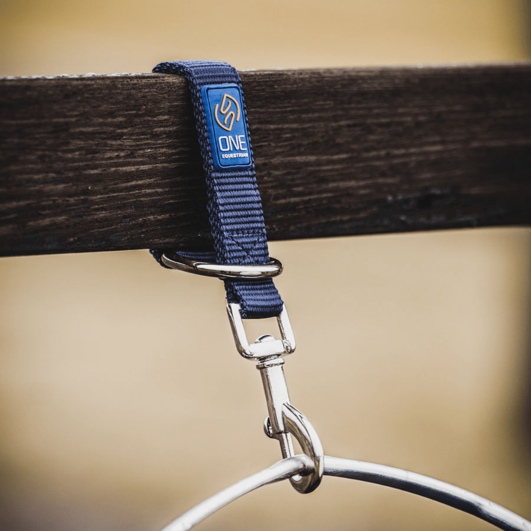 Nylon Halter Stable Hanger